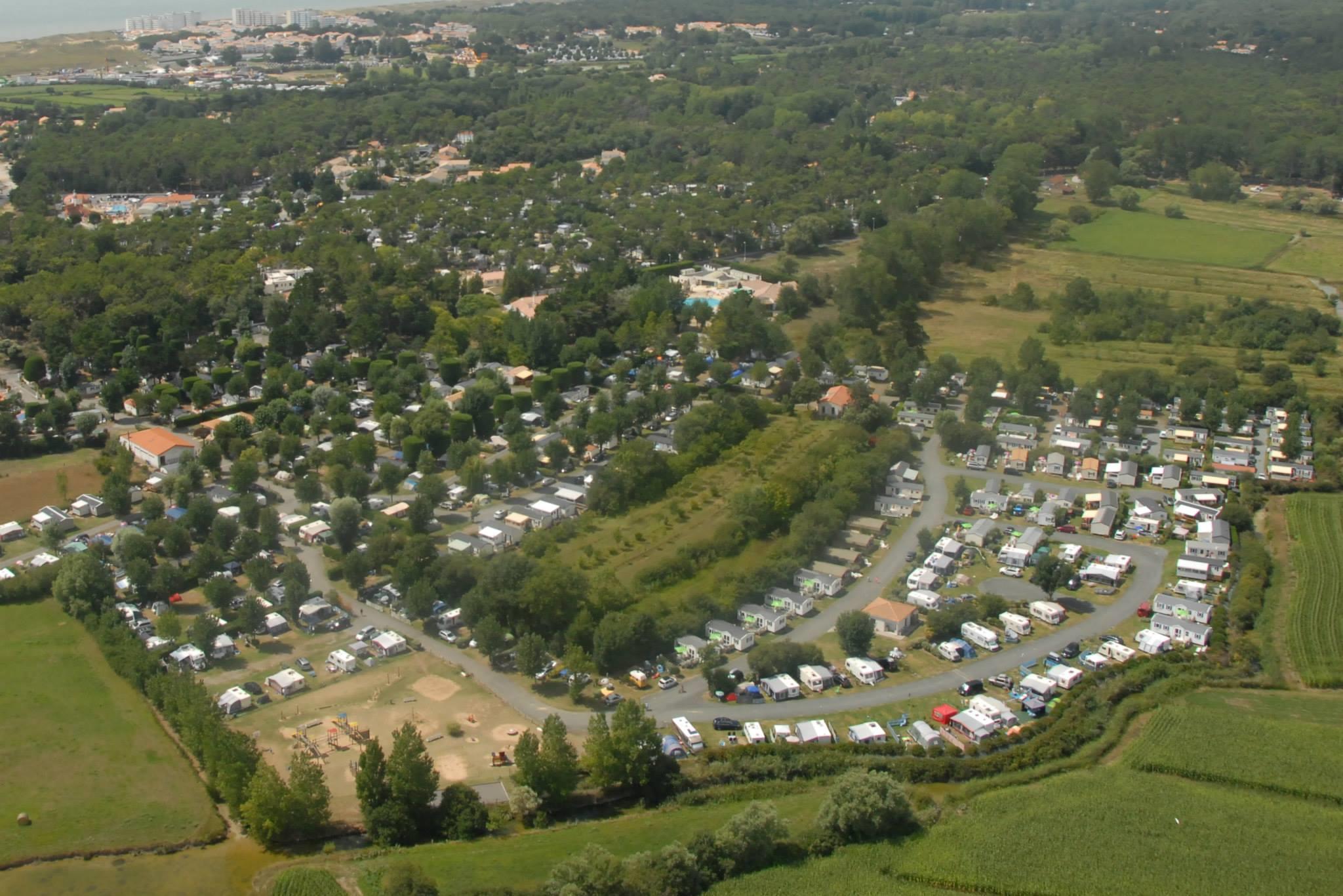 Escale Camping Car (à partir de 17h et jusqu’à 11h) 1/2 Pers.