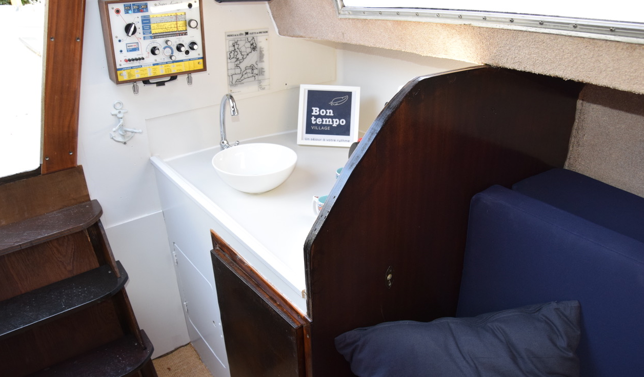 Logement insolite – Bateau « Brin de folie » 1/2 Pers.