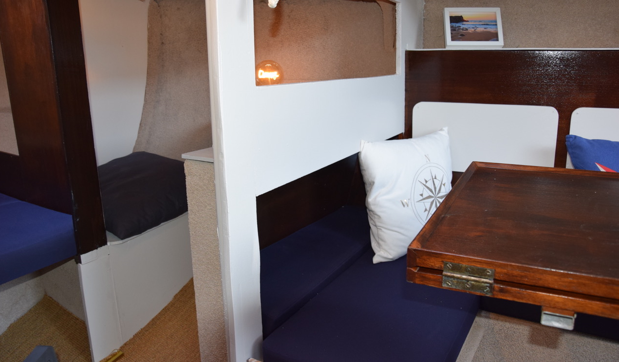 Logement insolite – Bateau « Brin de folie » 1/2 Pers.